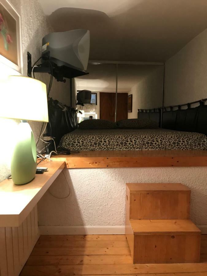 フェラーラElenaアパートメント エクステリア 写真
